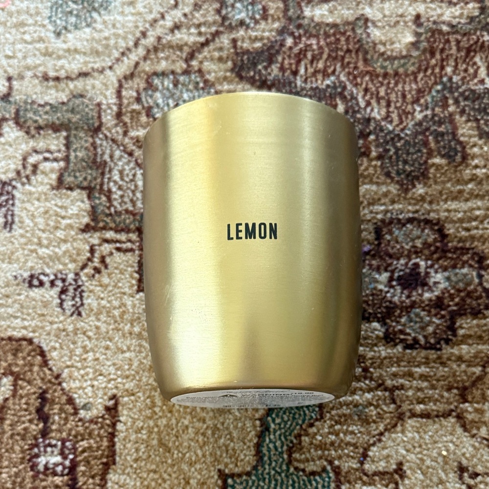 Hearth and hand lemon candle
